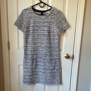 LOFT Black and White Marled Short Sleeve Shift Dress